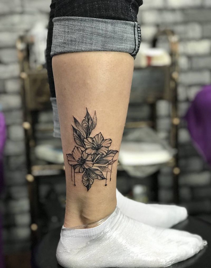 粟花纹身图片_腿部点刺纹身图案