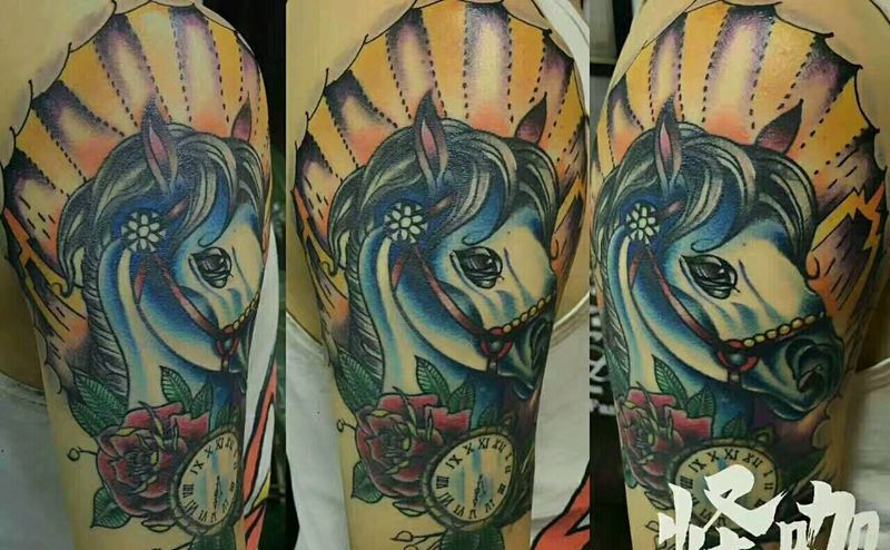 马纹身图片_手臂欧美动物原创成品纹身图案