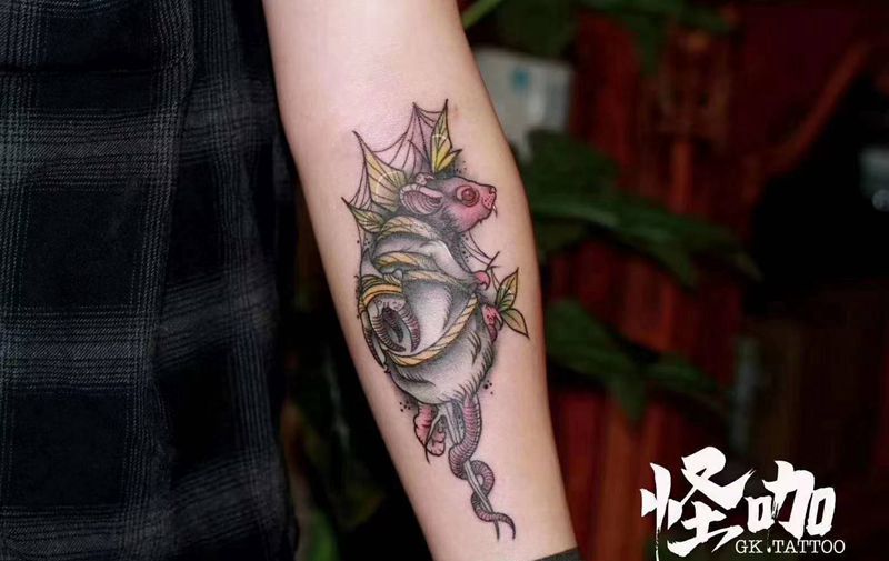 school纹身图片_腿部纹身图案