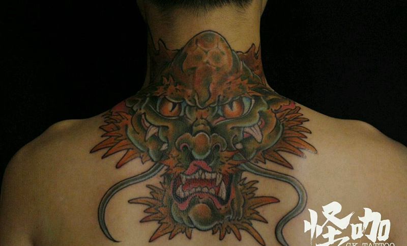 苍龙纹身图片_颈部背部传统鬼神原创成品纹身图案