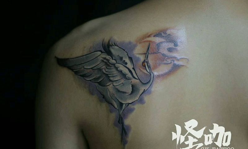 水墨纹身图片_肩部动物原创成品纹身图案
