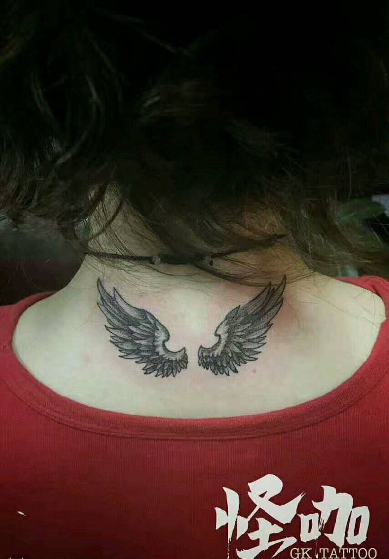 翅膀纹身图片_背部欧美静物原创成品纹身图案