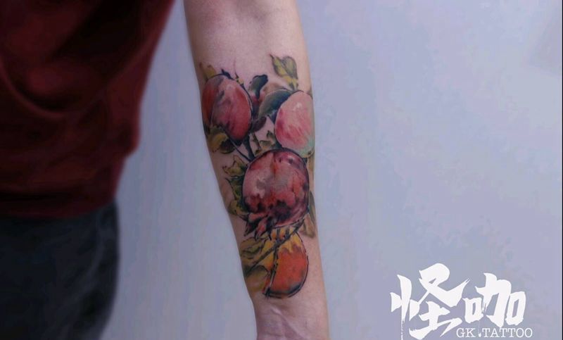 水彩纹身图片_手臂水彩纹身图案