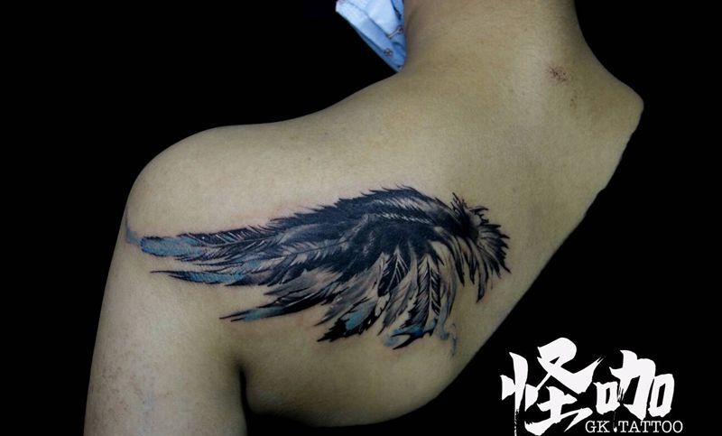 彩色翅膀纹身图片_