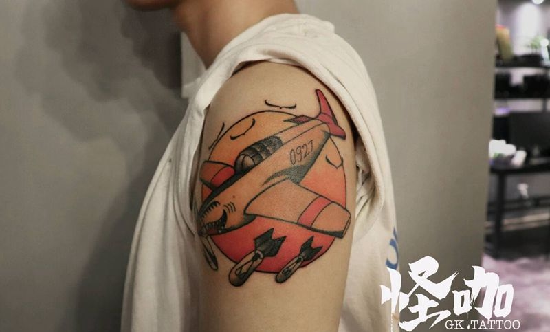 飞机纹身图片_手臂纹身图案