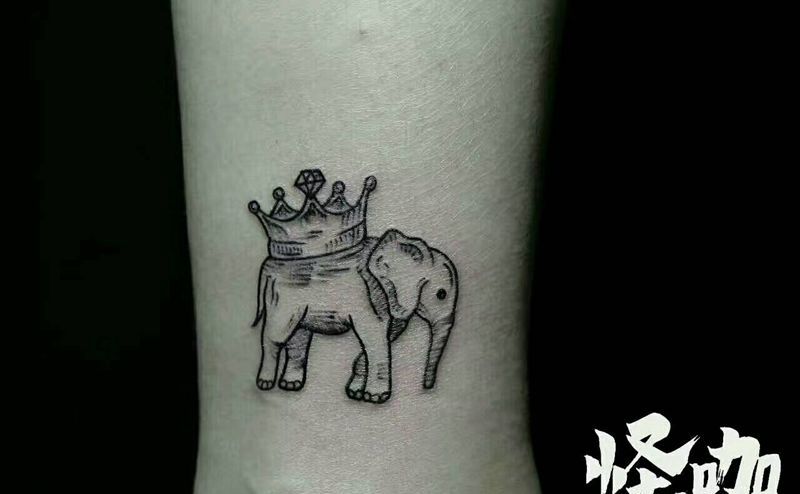 小象纹身图片_腿部清新动物原创成品纹身图案