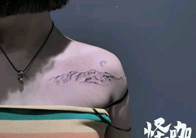 山纹身图片_肩部纹身图案