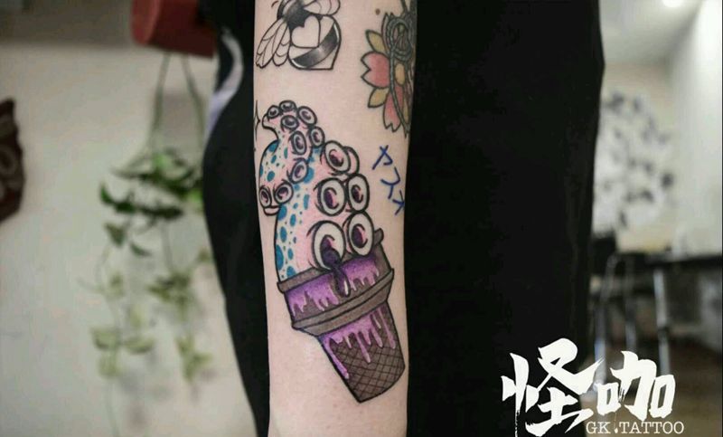 甜筒纹身图片_手臂纹身图案