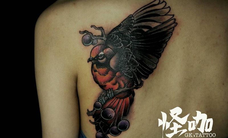 鸟纹身图片_手臂背部新传统纹身图案