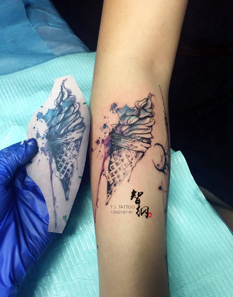 拼接式花臂纹身图片_成品手臂清新几何水彩静物纹身图案