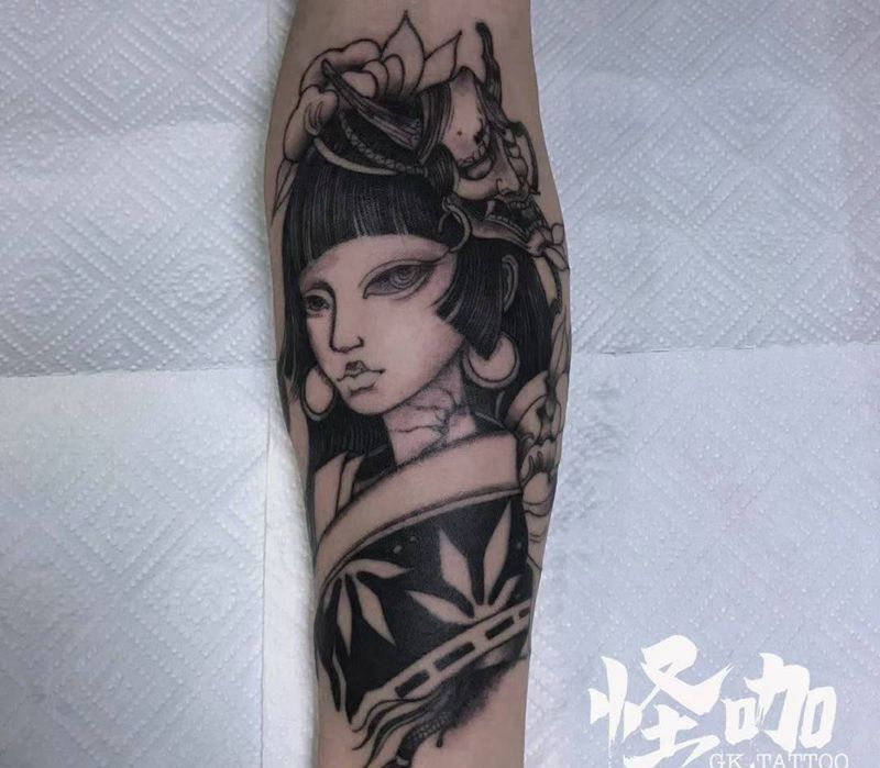 暗黑纹身图片_腿部纹身图案