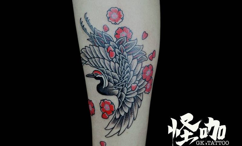 仙鹤纹身图片_腿部纹身图案