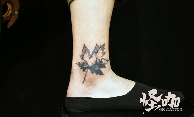 枫叶纹身图片_