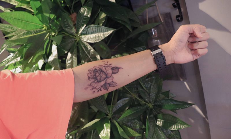 素花纹身图片_手臂纹身图案