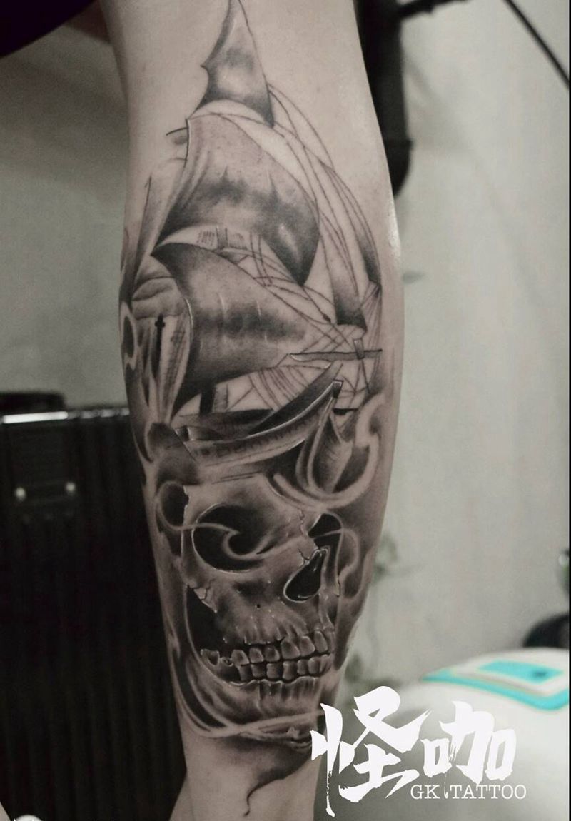 帆船骷髅纹身图片_腿部纹身图案