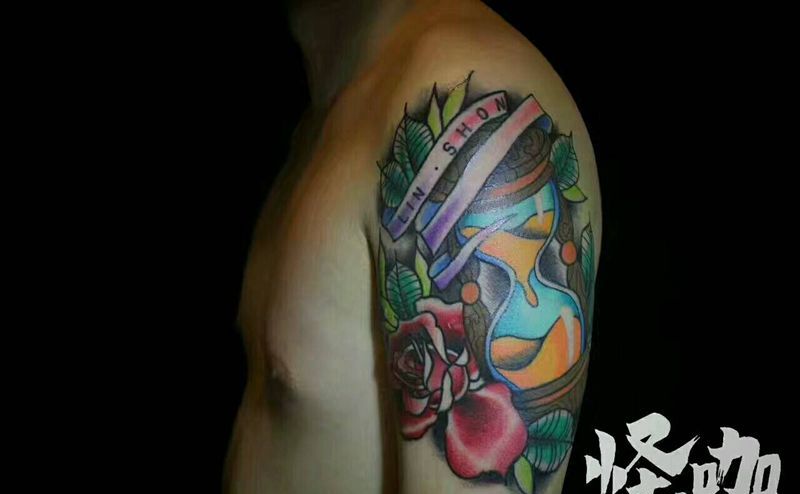 沙漏纹身图片_手臂欧美静物原创成品纹身图案