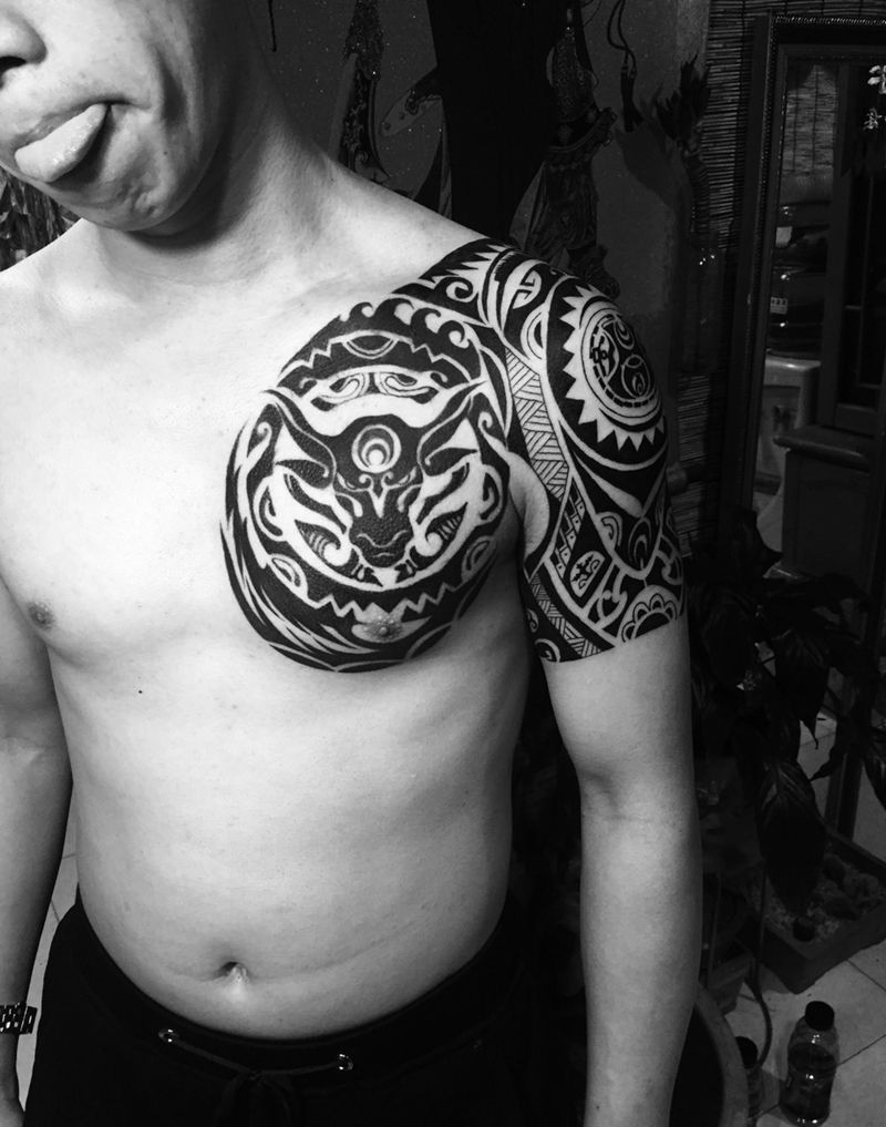 玛雅图腾半甲纹身图片_