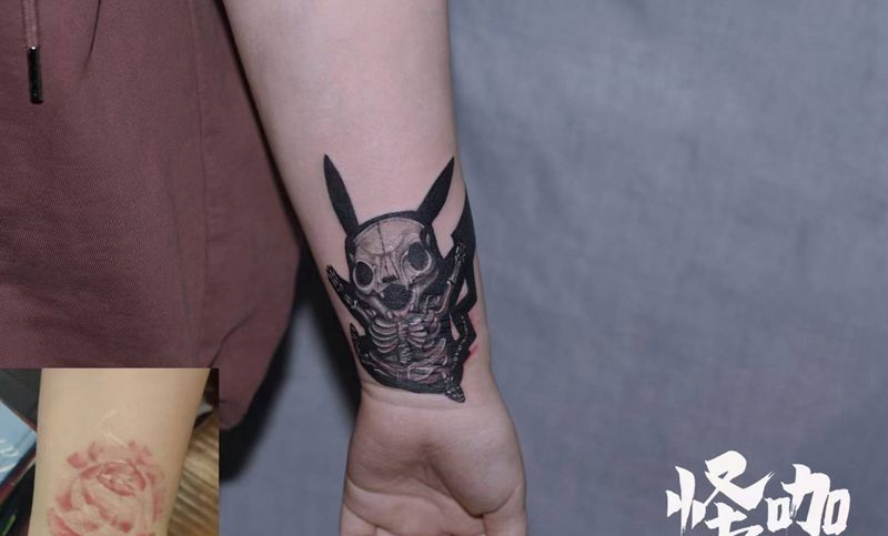 皮卡丘遮盖纹身图片_手臂纹身图案