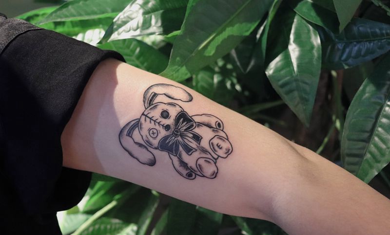 脏脏兔纹身图片_手臂纹身图案