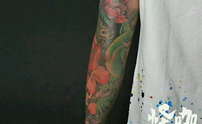 花臂作品纹身图片_手臂欧美植物鬼神图腾原创成品纹身图案