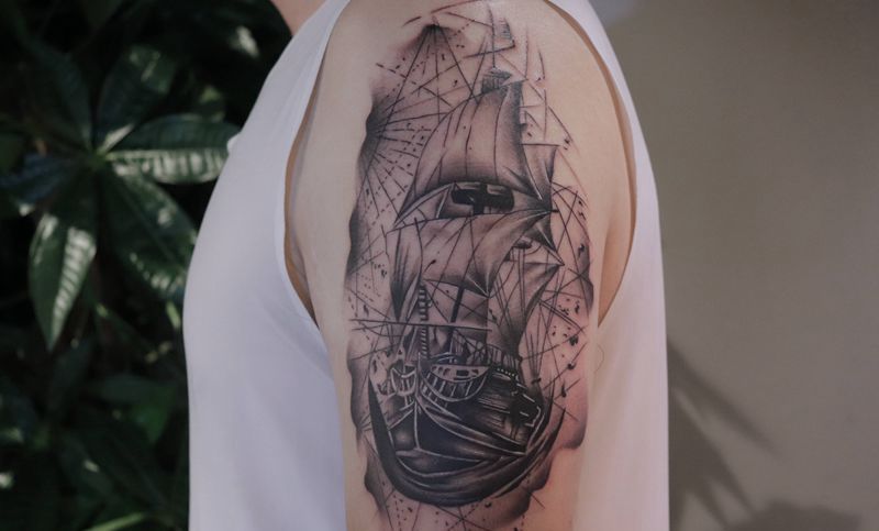 帆船纹身图片_手臂欧美写实纹身图案