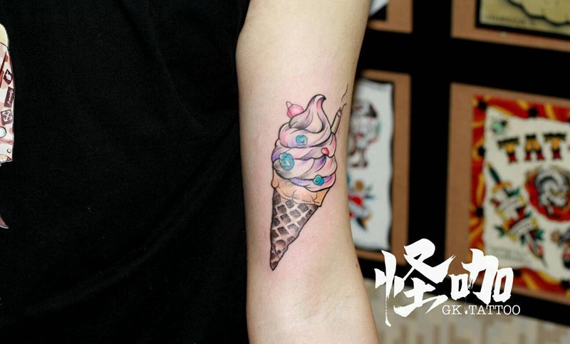 冰淇淋纹身图片_手臂纹身图案