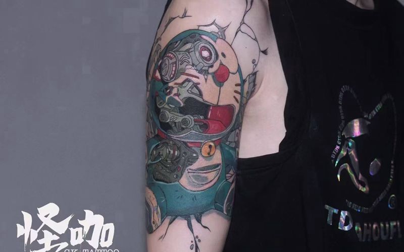 叮当猫纹身图片_手臂纹身图案