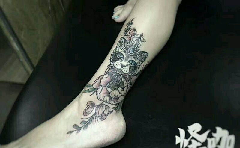 猫纹身图片_腿部手部欧美动物原创成品纹身图案