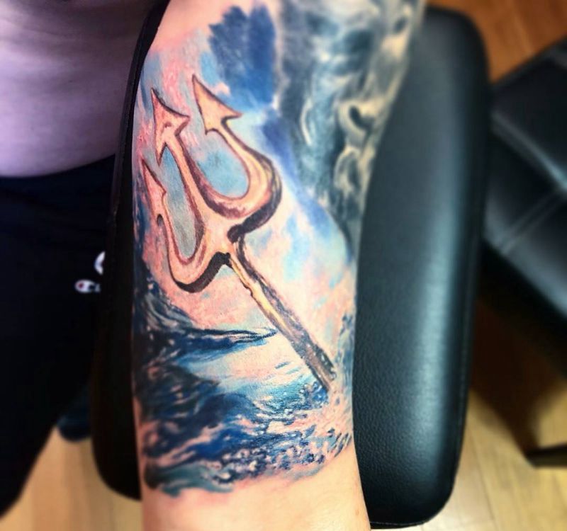 叉子纹身图片_成品人物鬼神欧美写实纹身图案