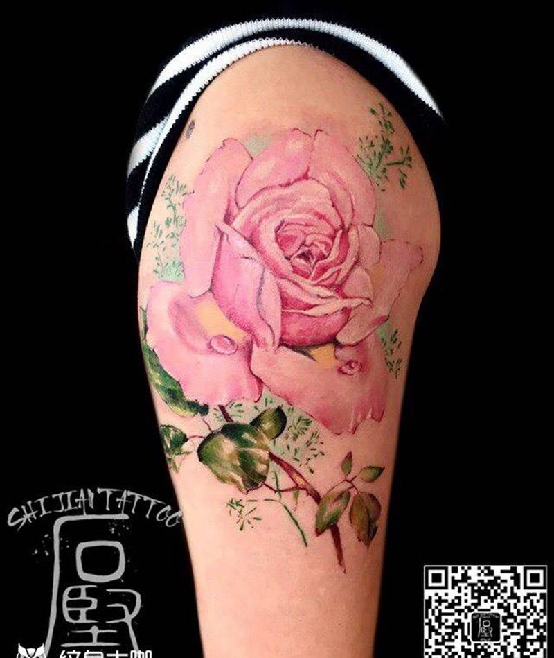 花纹身图片_欧美写实植物纹身图案