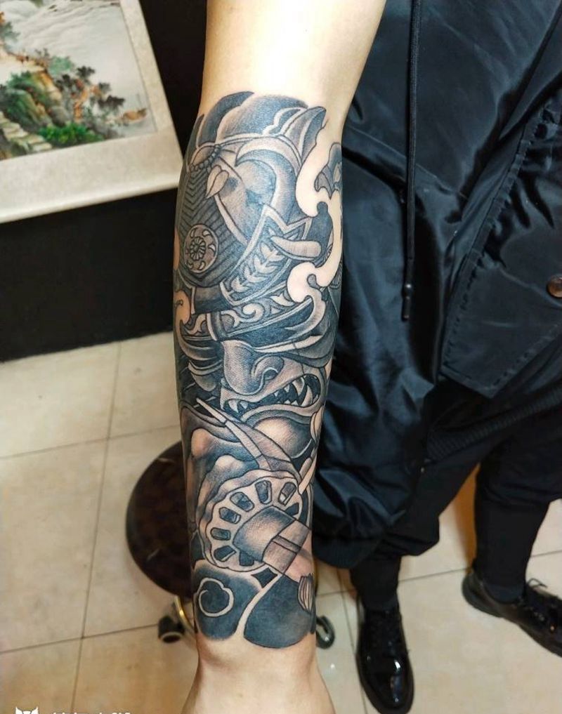 武士包小臂纹身图片_