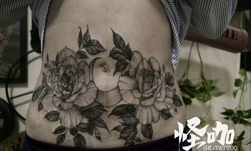 妊娠纹遮盖纹身图片_腹部纹身图案