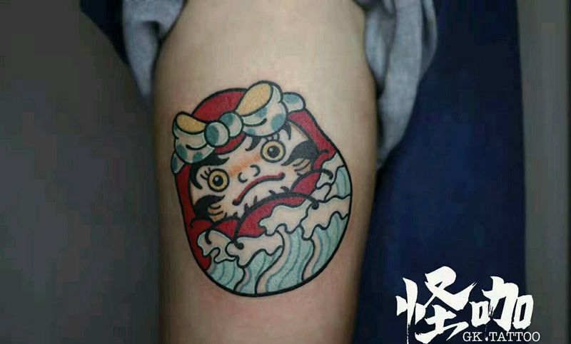 达摩蛋纹身图片_手臂纹身图案