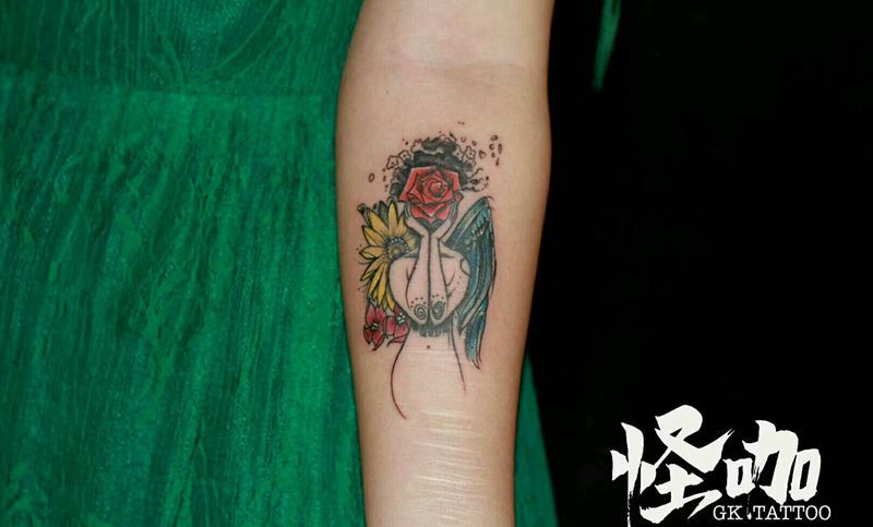 school纹身图片_手臂欧美人物原创成品纹身图案