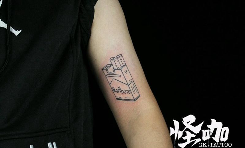 万宝路烟盒纹身图片_