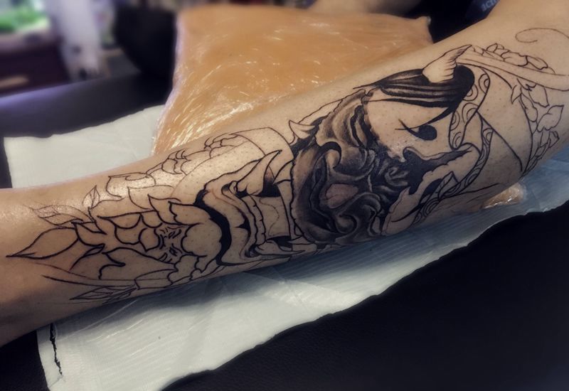 小腿般若纹身图片_腿部纹身图案