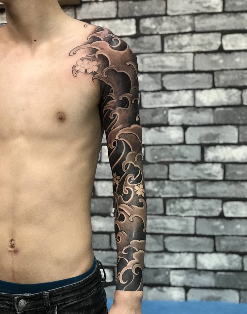 浪臂纹身图片_手臂新传统纹身图案