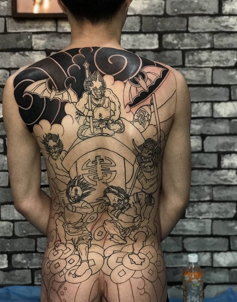 五鬼运财纹身图片_背部老传统新传统纹身图案