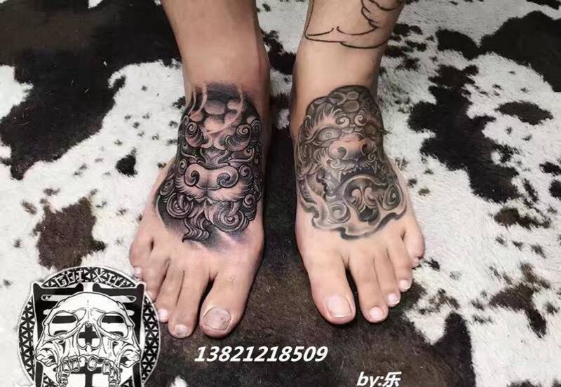 唐狮纹身图片_成品脚部传统习俗动物鬼神宗教纹身图案