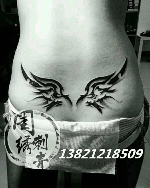 翅膀图腾纹身图片_腰部欧美清新图腾成品纹身图案