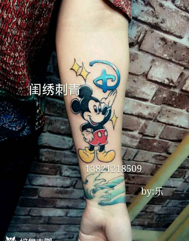 米奇纹身图片_手臂欧美人物成品纹身图案