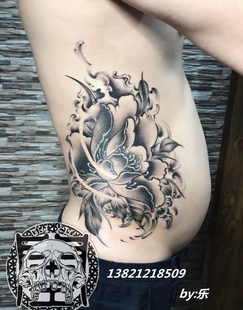 牡丹纹身图片_成品腰部腹部传统习俗国画静物原创纹身图案