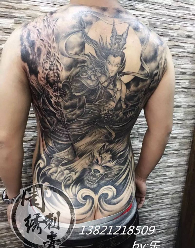 二郎神纹身图片_成品背部传统人物鬼神习俗纹身图案