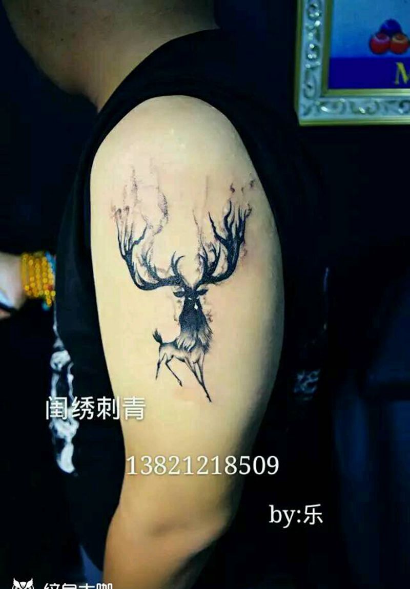 小鹿纹身图片_肩部手臂清新贴纸动物成品纹身图案