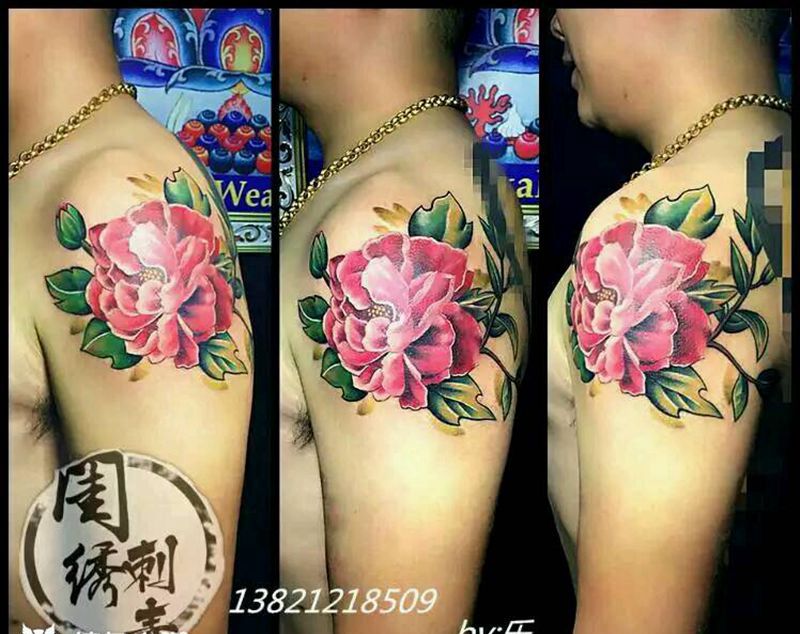 牡丹纹身图片_肩部手臂传统植物成品纹身图案
