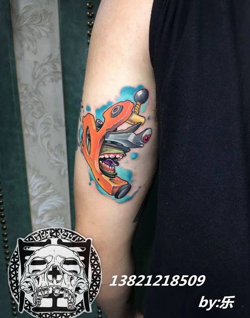 纹身机纹身图片_成品手臂手部欧美清新静物纹身图案