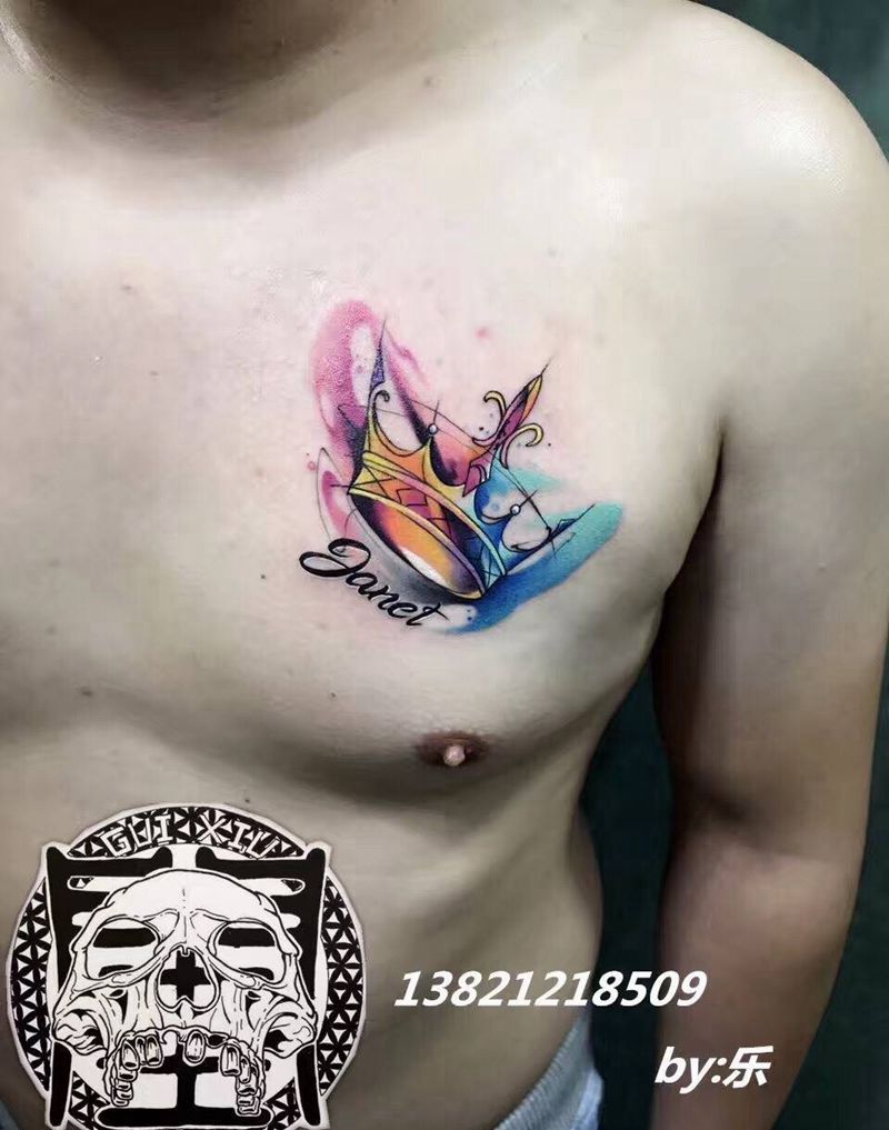 公主的皇冠纹身图片_成品胸部肩部欧美清新字符静物写实腹部纹身图案