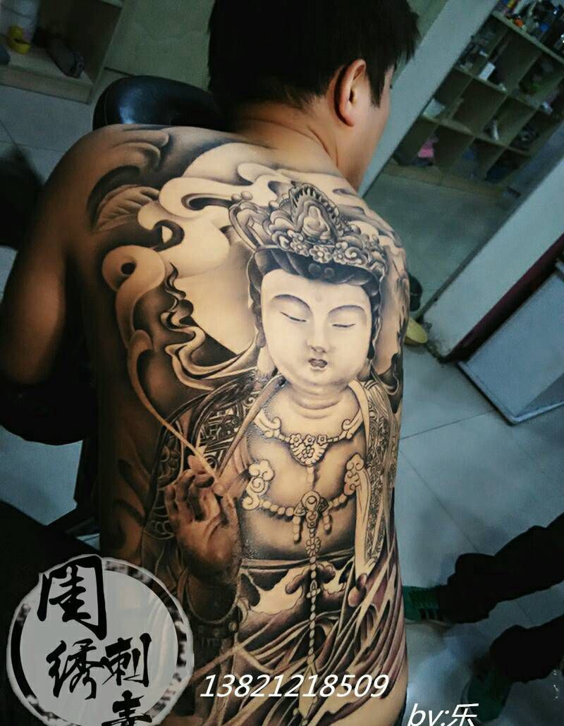 满背普贤精进中纹身图片_背部传统人物鬼神宗教纹身图案