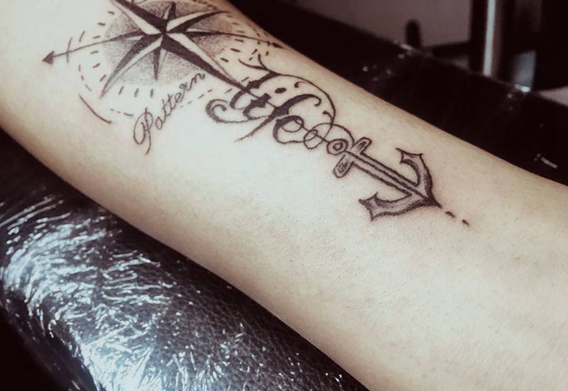 字母设计纹身图片_