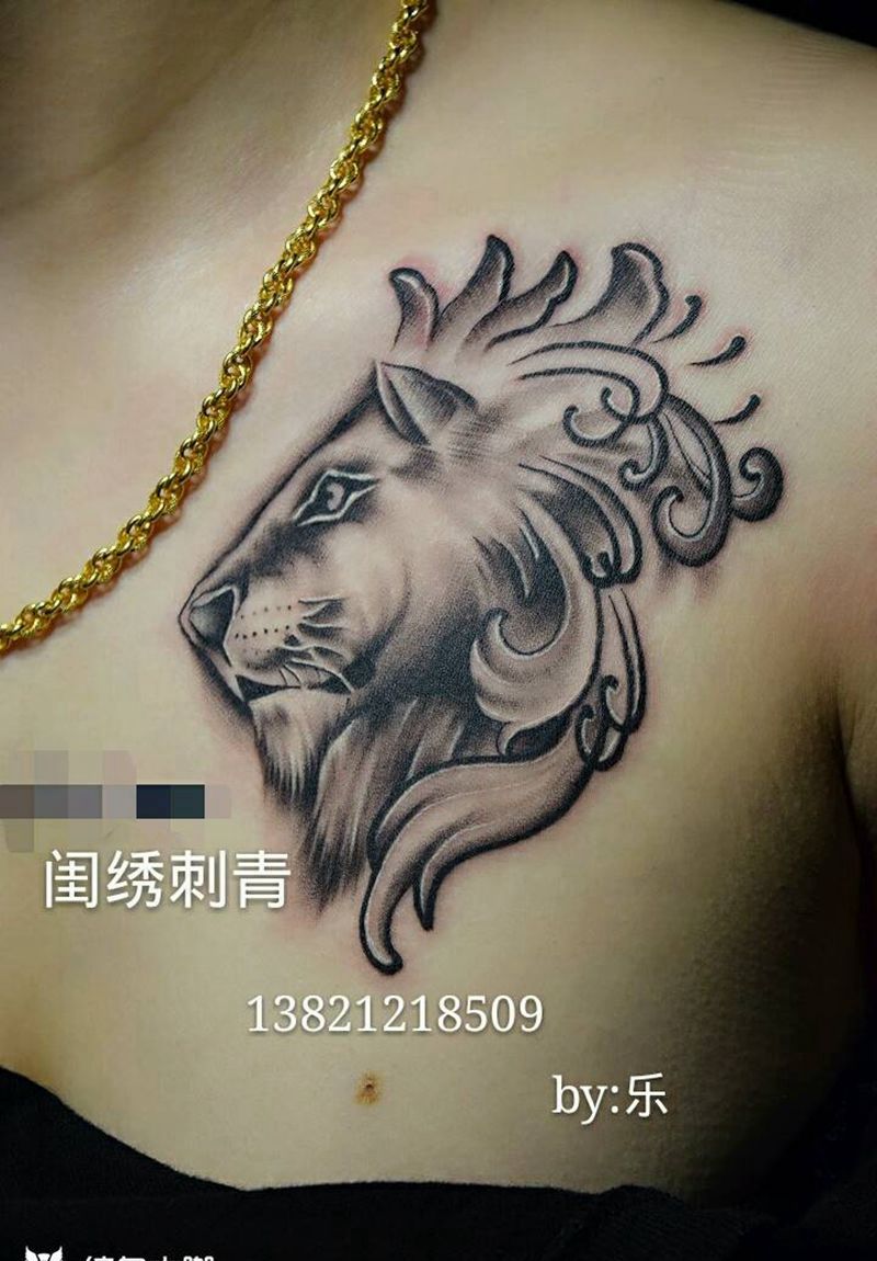 小狮子纹身图片_肩部胸部欧美动物成品纹身图案